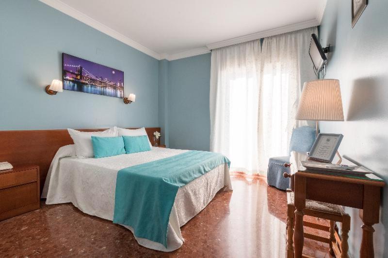 Hotel Romerito Μάλαγα Δωμάτιο φωτογραφία