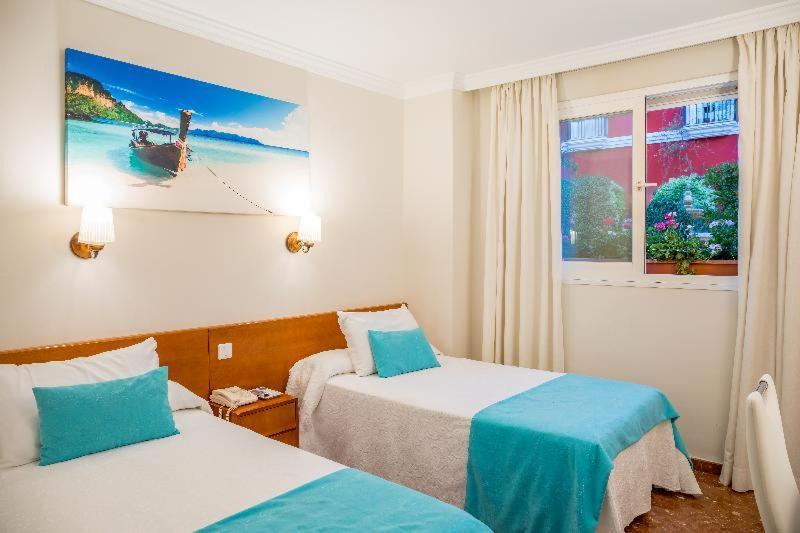 Hotel Romerito Μάλαγα Δωμάτιο φωτογραφία